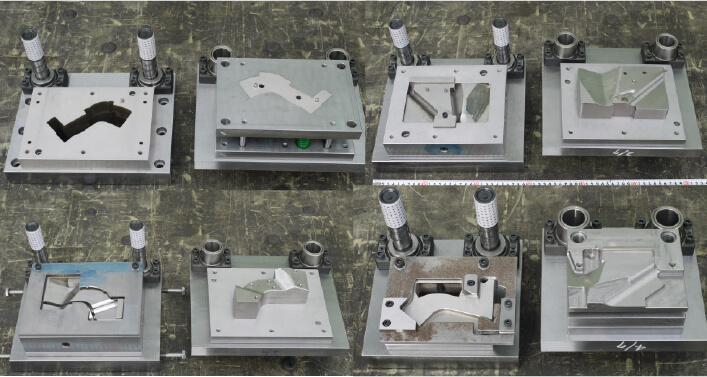 単発プレス金型